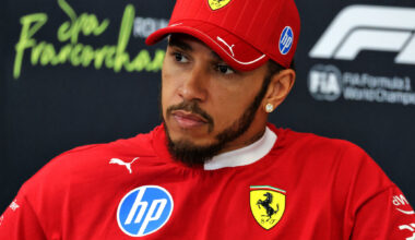 'Chaos compleet: adviezen Hamilton worden genegeerd door Ferrari'