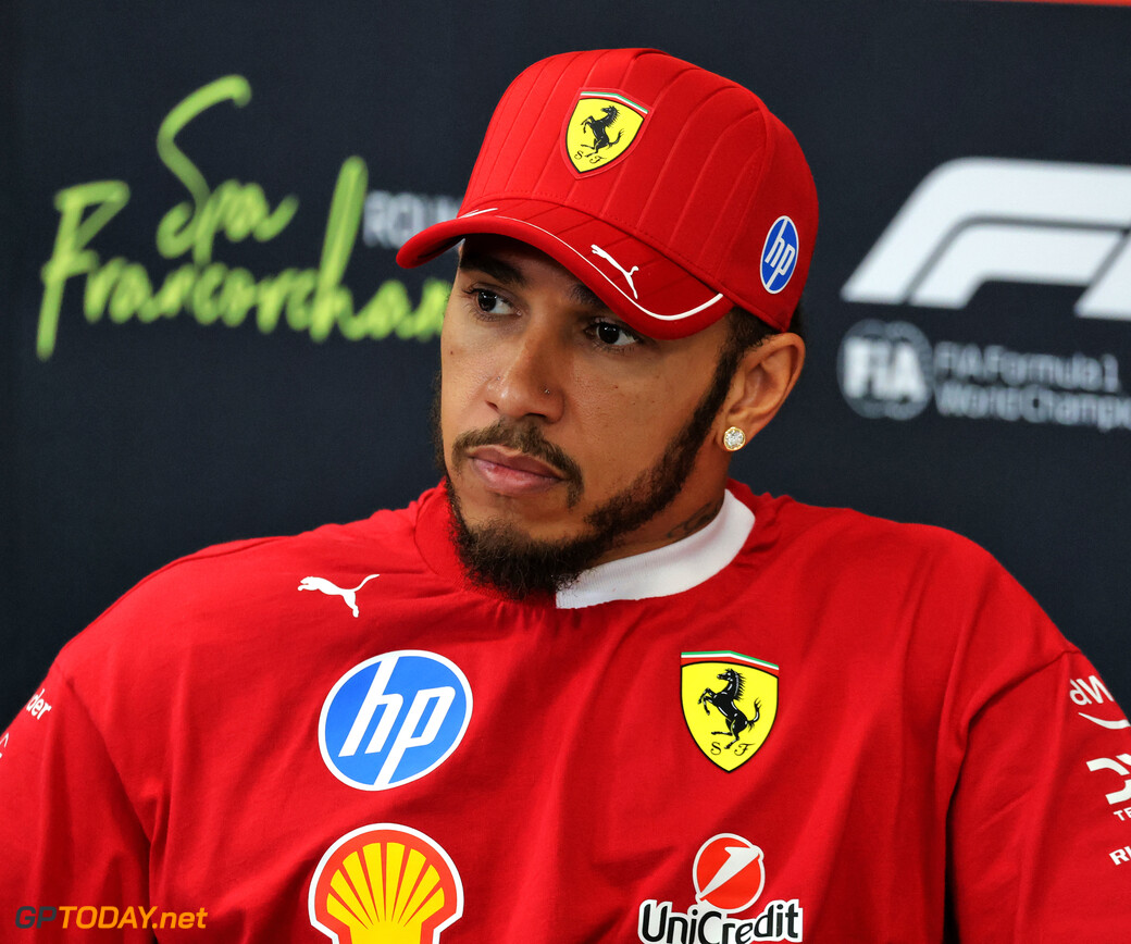 'Chaos compleet: adviezen Hamilton worden genegeerd door Ferrari'