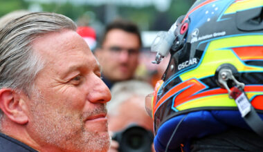 Rechtszaak McLaren-coureur ontspoort: Brown belandt in felle discussie