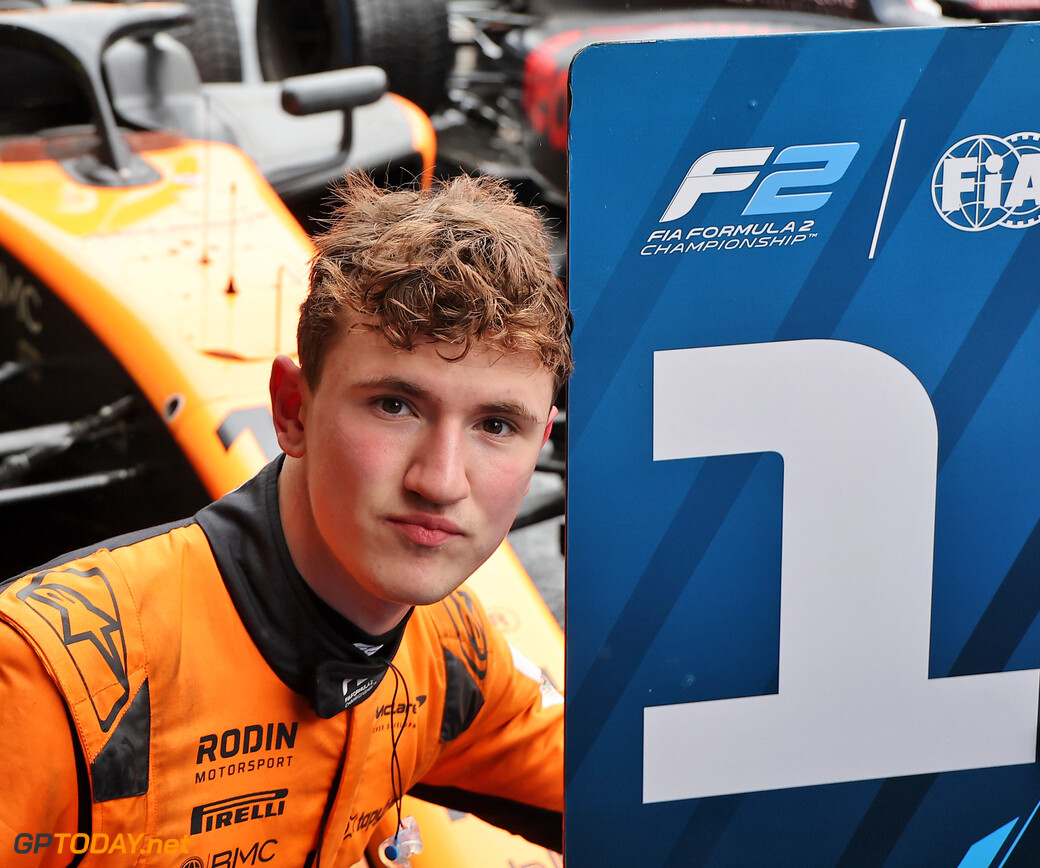 Spel op de wagen: "Red Bull Racing plukt Dunne weg bij McLaren"