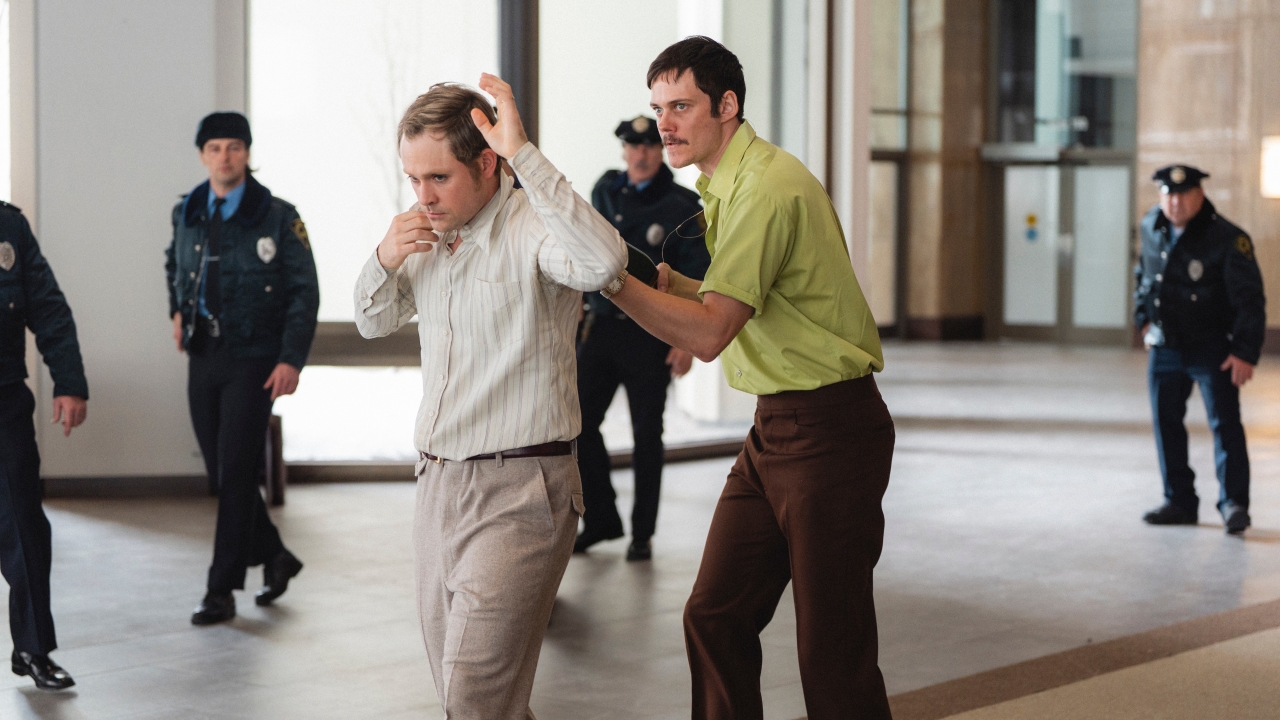 100% Rotten Tomatoes film 'Dead Man's Wire' krijgt eerste zenuwslopende trailer