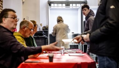 Vandaag mogen ongeveer 13,5 miljoen Nederlanders stemmen bij de Tweede Kamerverkiezingen