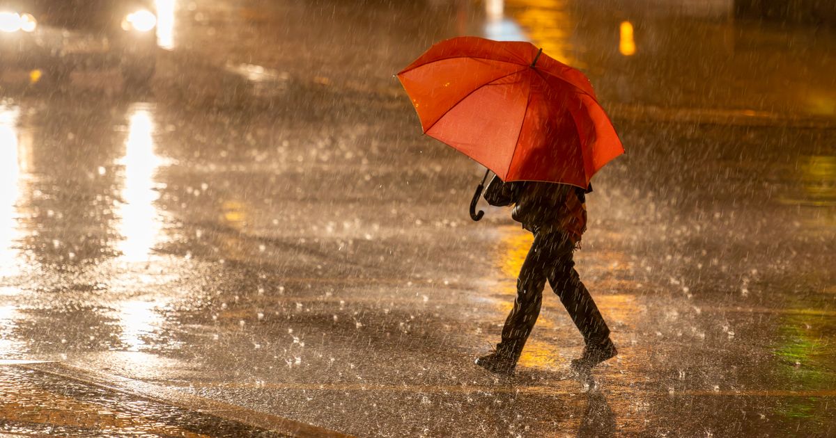 Waarschuwing: veel regen en zware windstoten op komst