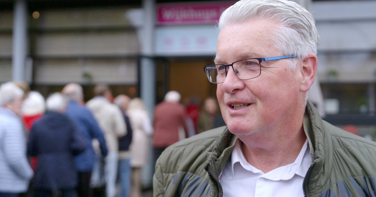 "Nederland moet geregeerd worden en normaal doen met elkaar", vindt een kiezer uit Hengelo