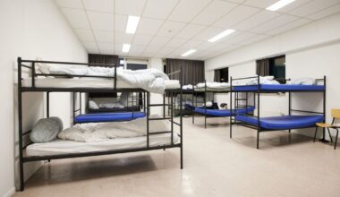 Niet op straat, maar in de auto: verborgen dakloosheid treft duizenden