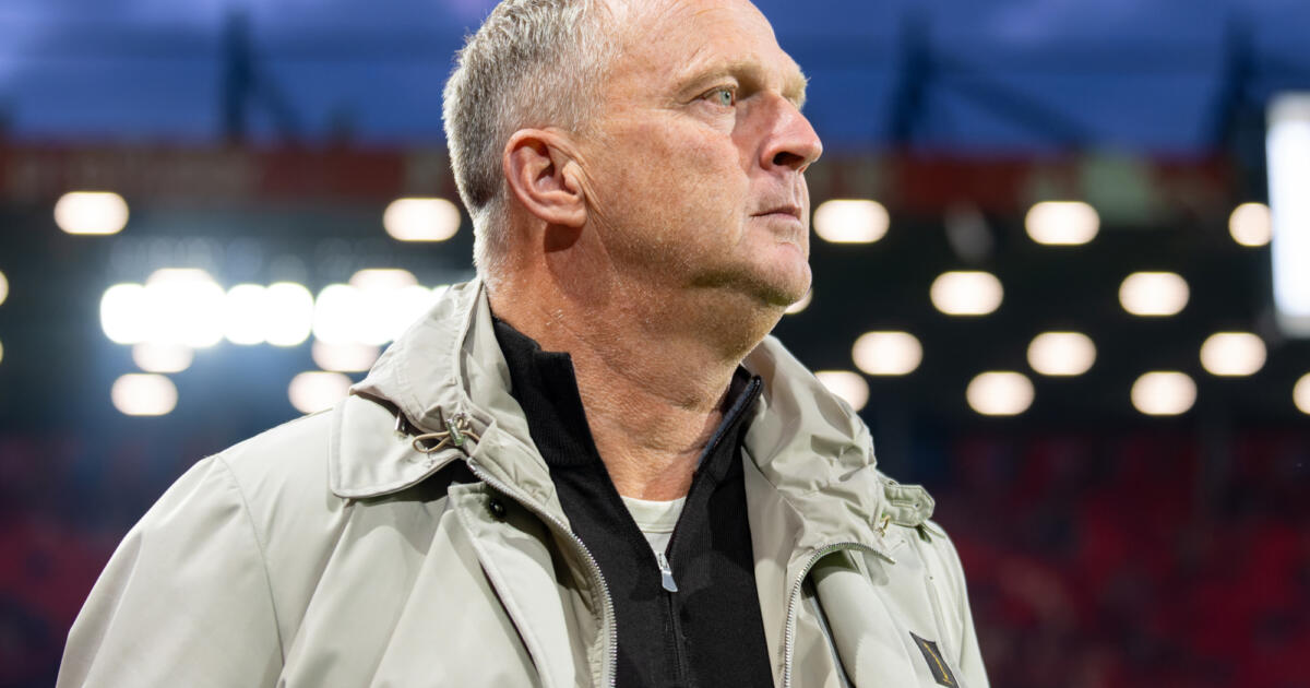 Van den Brom voert wijziging door: "Hij zit er wat…