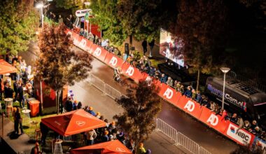 Honderden fans juichen voor wereldberoemde wielrenners, Brit wint tijdrit door Zuiderpark - Omroep West