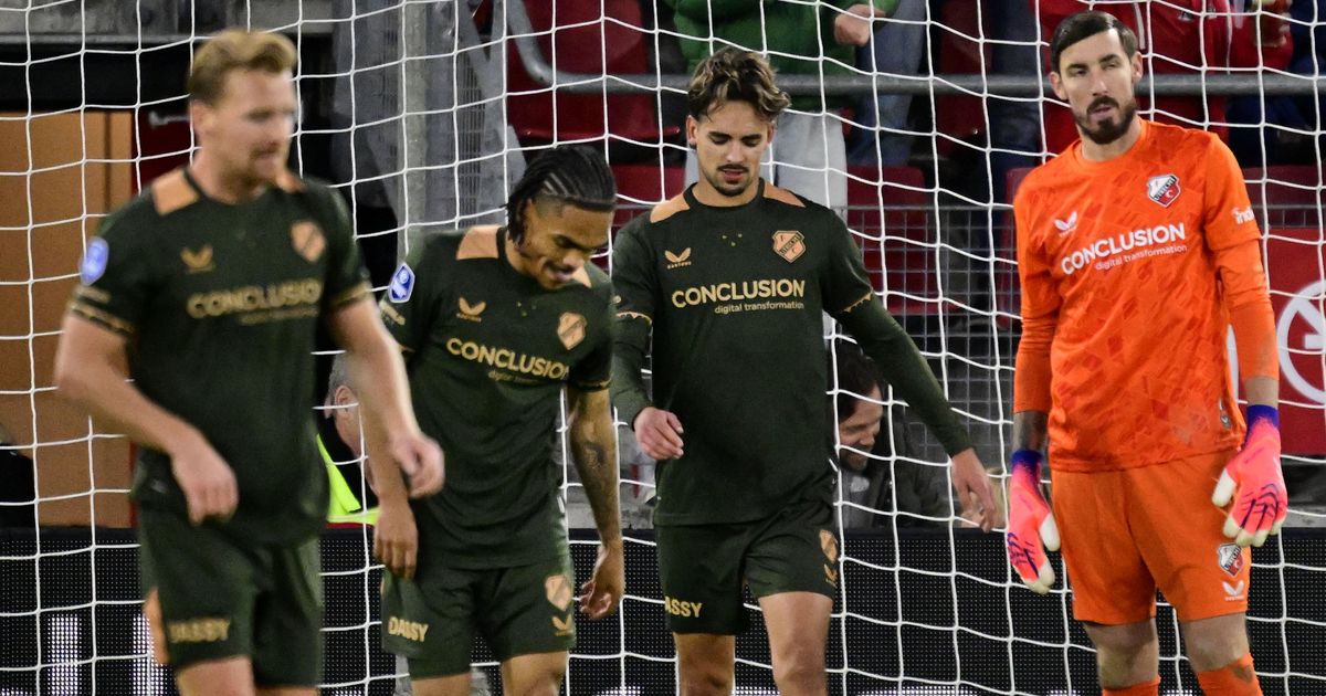 FC Utrecht kansloos onderuit bij AZ: 4-1 nederlaag in Alkmaar - RTV Utrecht