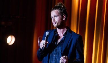 Cabaretier Patrick Laureij vraagt vrouw met hulphond zaal te verlaten: 'Bracht me van m'n stuk' - RTL.nl