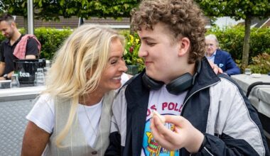 Mariska Bauer verklaart afwezigheid jongste zoon in de spotlights: 'Hoeft allemaal niet zo'