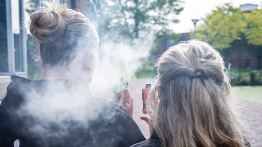 Hoe kom je van vape-verslaving af? 'Het is anders dan stoppen met roken'