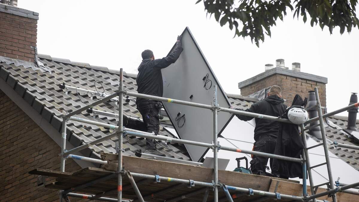 Doordat de salderingsregeling stopt, zijn zonnepanelen veel minder aantrekkelijk geworden.