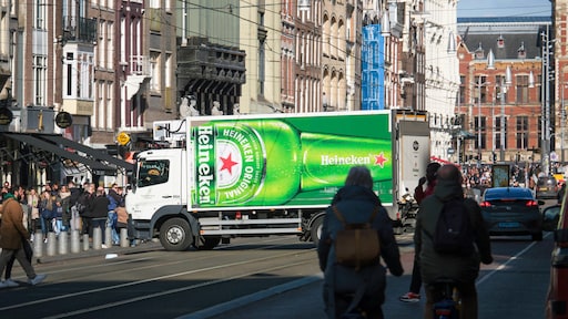 Heineken reorganiseert Amsterdams hoofdkantoor, nog eens 400 banen geraakt