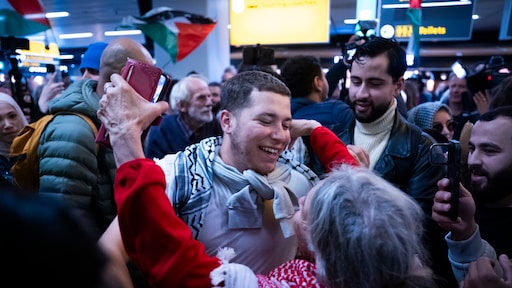 Eerste Nederlandse activisten Gazavloot op Schiphol, anderen vrijgelaten