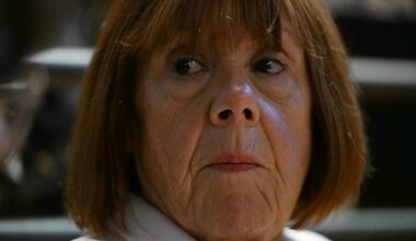 Vrouwenrechten hebben 'nog altijd geen prioriteit' jaar na uitspraak in verkrachtingszaak Frankrijk