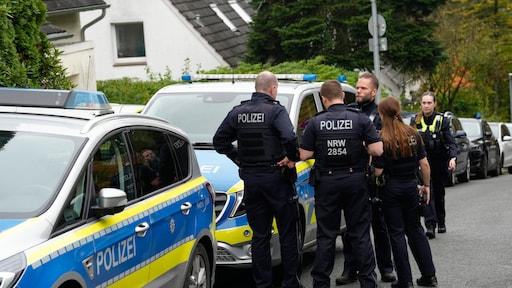 Neergestoken burgemeester Duitsland buiten levensgevaar, dochter verdacht van aanval