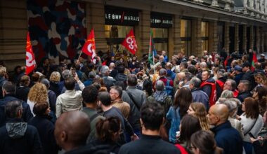 eerste winkel van Shein opent deuren onder luid protest