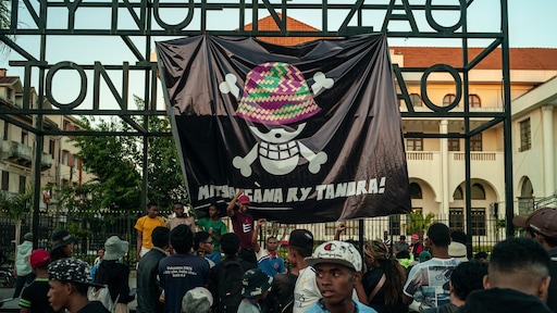 president geëvacueerd na protesten gen Z