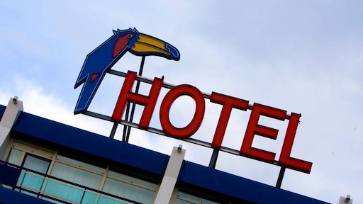 Van der Valk stapt in maaltijdbezorging