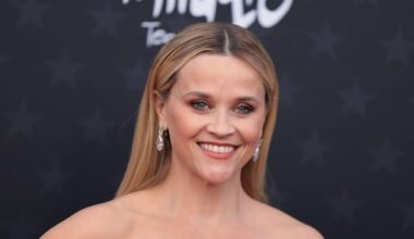 Reese Witherspoon wil meisjes inspireren met boek: 'Net zoals Elle Woods'