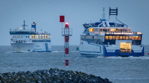 onstuimig en nat met kans op zware windstoten