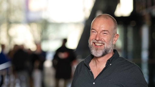 Jeroen Kijk in de Vegte spreekt voor het eerst audioboek in