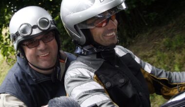 Sportfotograaf Cor Vos (77) overleden – Legende in wielerfotografie