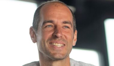 ‘Verstappen lacht zich suf, de rest wordt steeds zenuwachtiger’