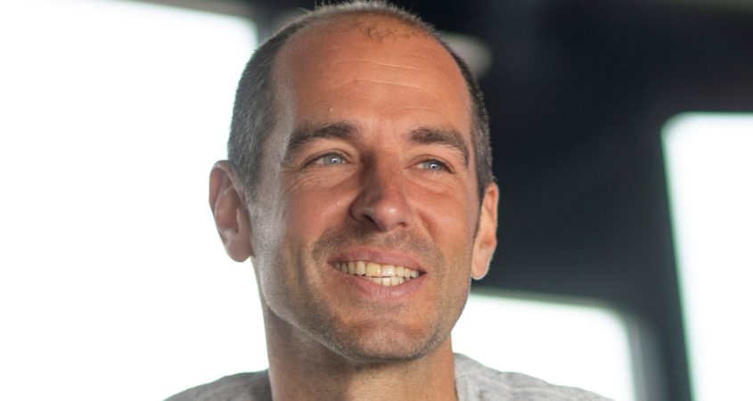 ‘Verstappen lacht zich suf, de rest wordt steeds zenuwachtiger’