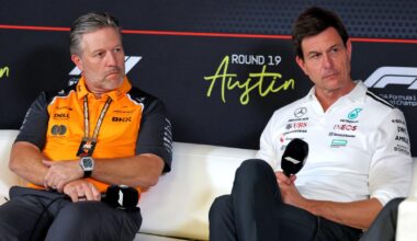 Wolff verplaatst zich in McLaren: "Verstappen heeft een psychologisch voordeel"