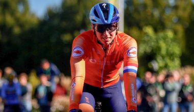 Lorena Wiebes wint wereldtitel gravel dankzij Kopecky