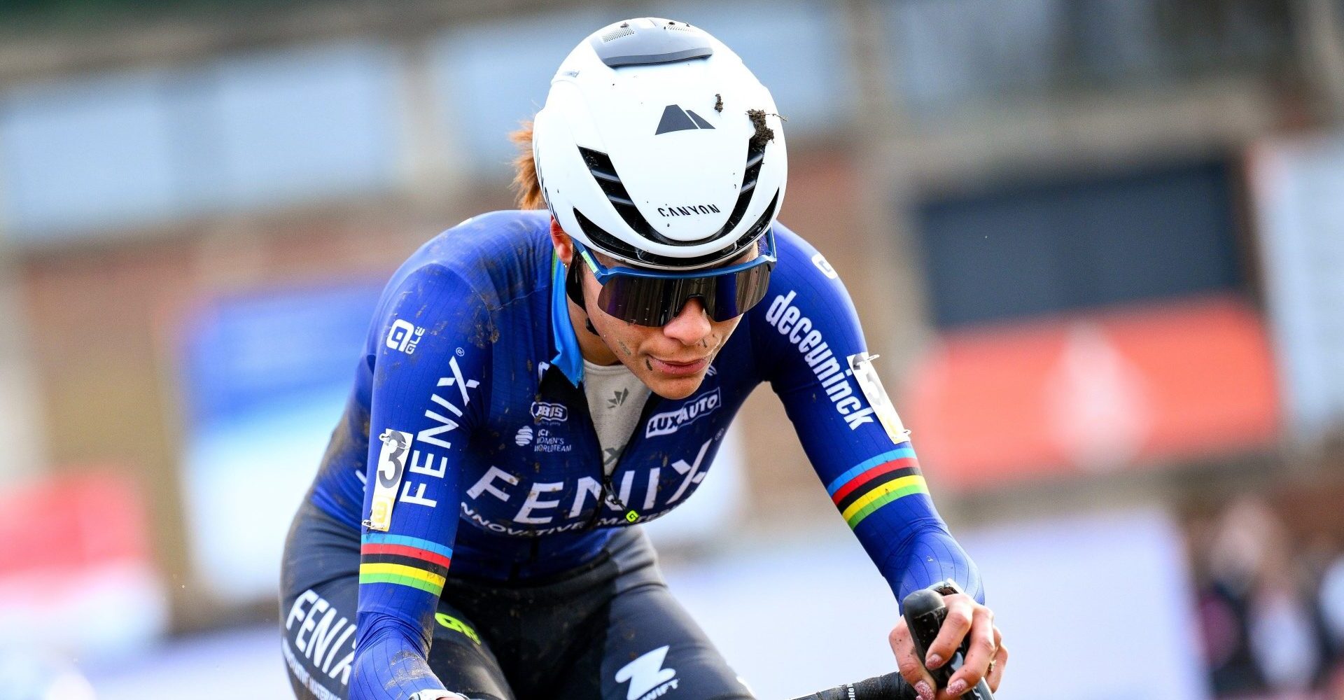 Ceylin Alvarado mist start veldritseizoen door knieproblemen