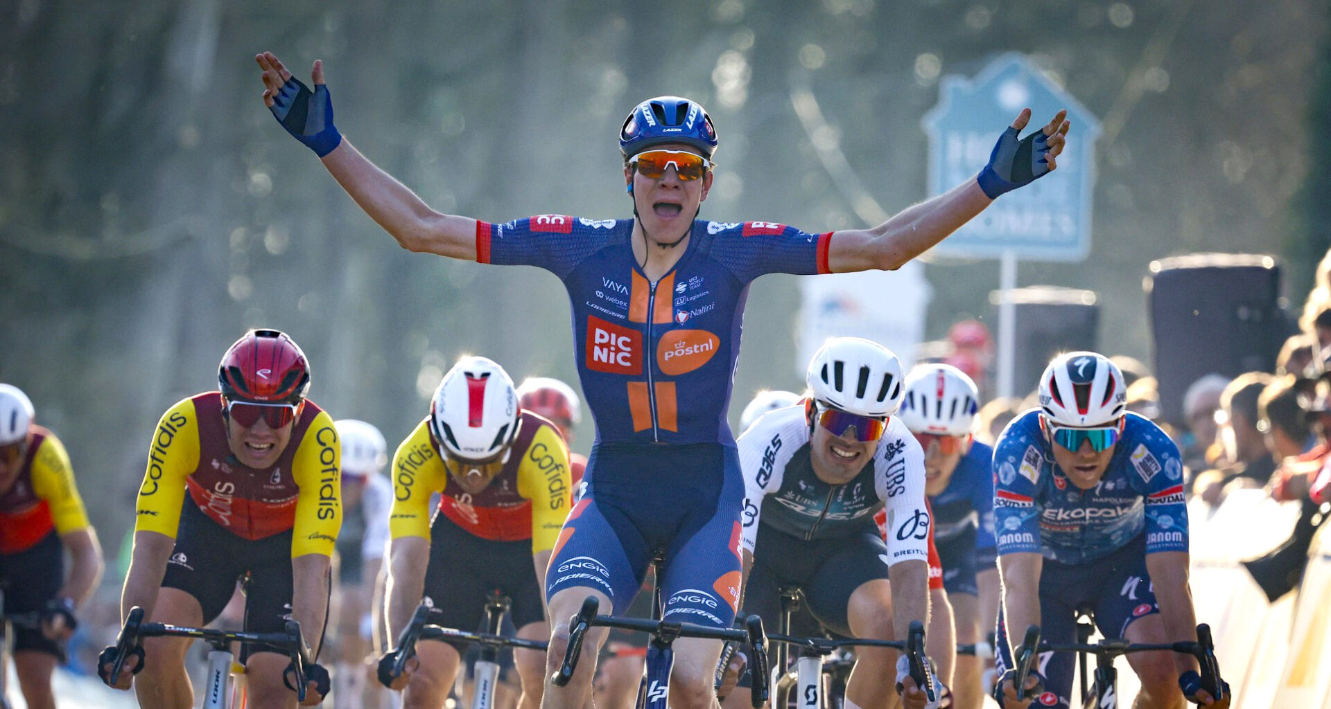 Nils Eekhoff's uitdagende seizoen 2025: van overwinning tot blessure