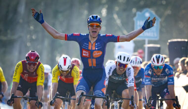 Nils Eekhoff's uitdagende seizoen 2025: van overwinning tot blessure