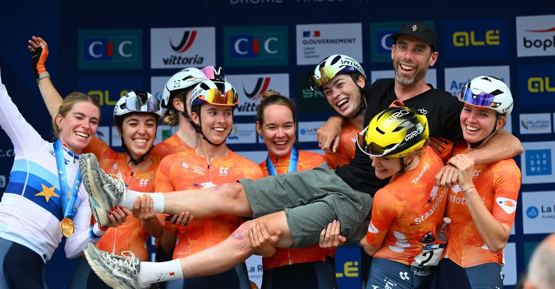 Laurens ten Dam prijst perfecte EK-winst van Demi Vollering