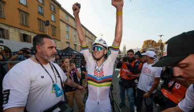 Tadej Pogacar trekt conclusie na vijfde zege in ‘zijn’ Lombardije: “Beste seizoen tot nu toe” - WielerFlits