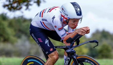 Ethan Hayter wint tijdrit en leidt NIBC Tour of Holland