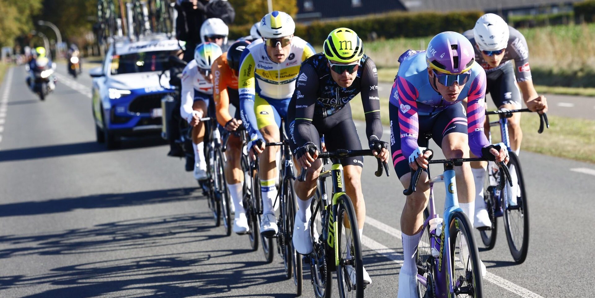 NIBC Tour of Holland past slotrit parcours aan wegens onveilige gravelstrook