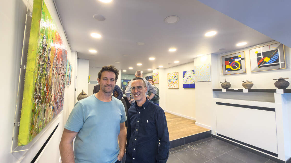 Nieuwe galerie neemt bewust geen torenhoge commissie op verkoop kunstwerken: “In Knokke vroegen ze 75 procent. Te gek voor woorden”