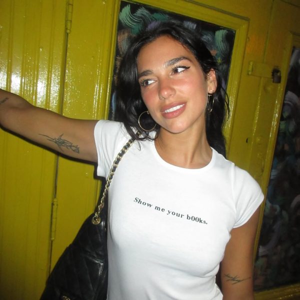 Beveiliger Dua Lipa voorkomt dat fan haar aanraakt – en gaat viral