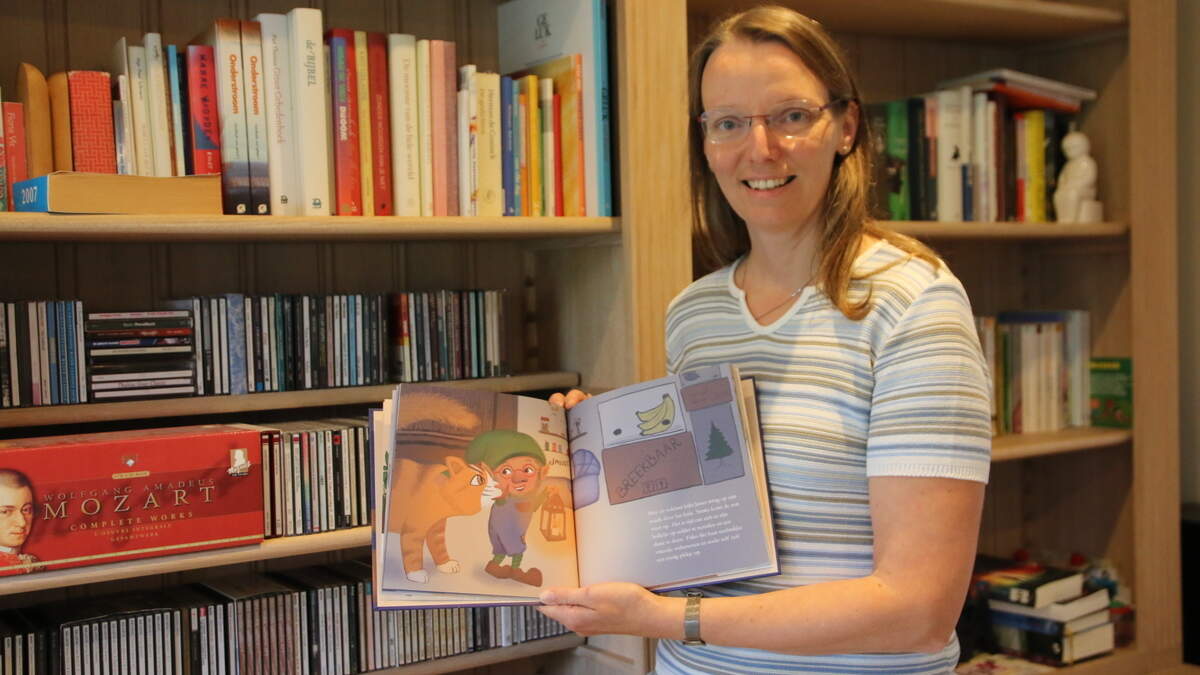 Leesbeest Sara (47) vond geen geschikt boek voor voorleesuurtje en begon dan maar zelf te schrijven: “Ik stortte mij in een naïef avontuur”