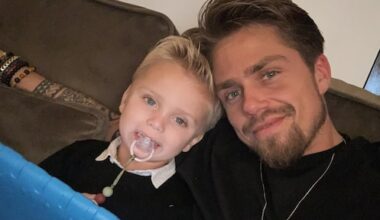 André en Monique zetten hun zoon in het zonnetje