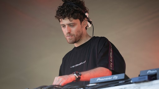 zo ziet het leven van top-dj Franky Rizardo eruit