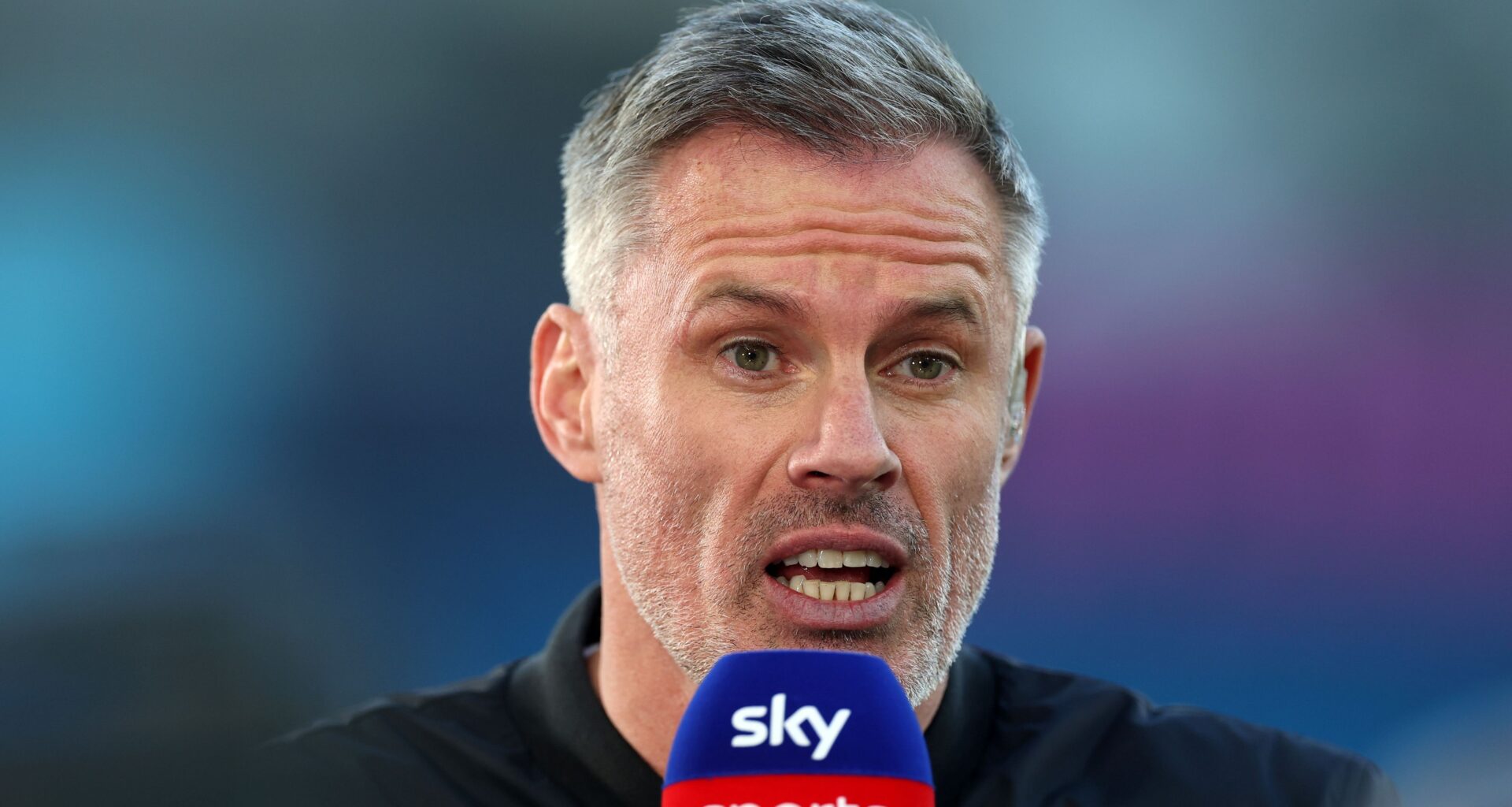 Carragher roept Slot op om grote naam uit basis te halen bij Liverpool