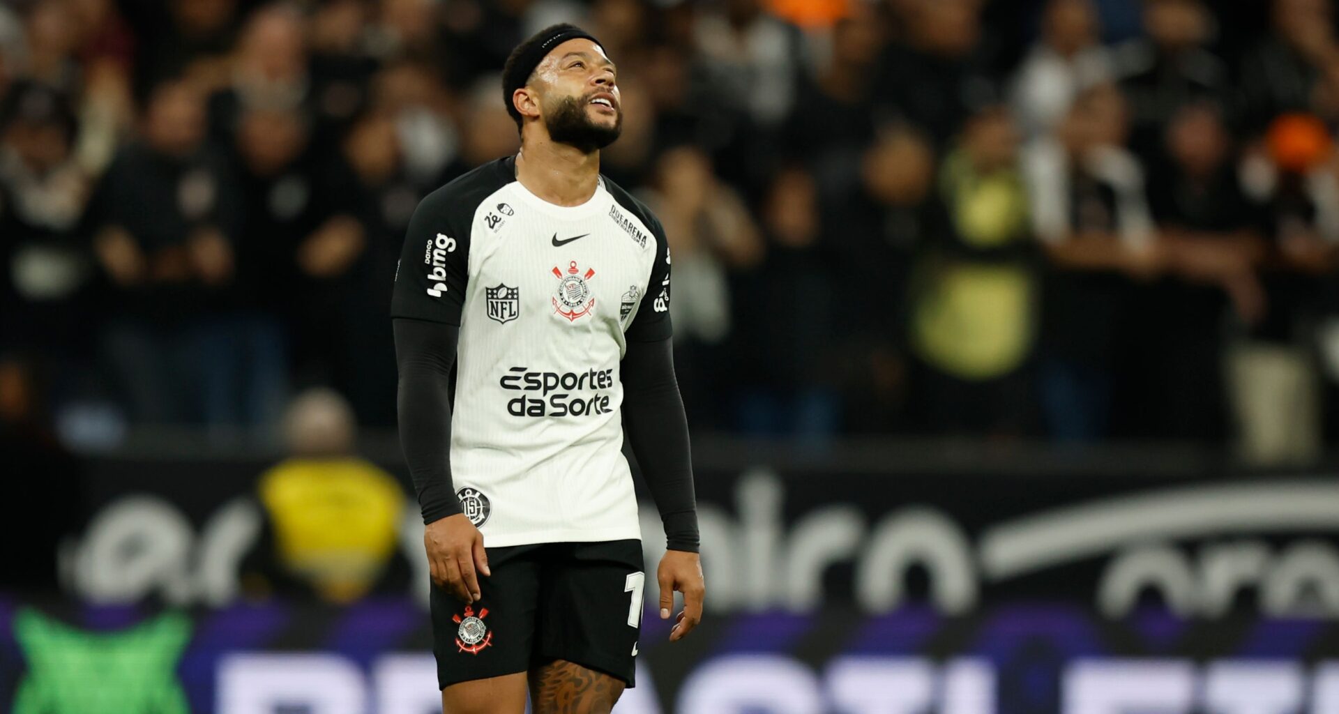 Memphis Depay zit vast in Rio de Janeiro en mist in ieder geval één training