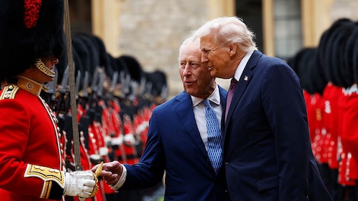 Museumdirecteur ontslagen die niet wilde dat Trump 'Nederlands' zwaard weggaf