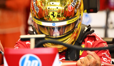 Lewis Hamilton verliest zevende plaats na tijdstraf, Alonso profiteert