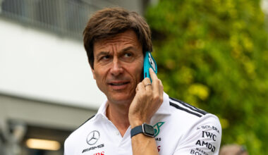 Wolff heeft spijt van 'flirt' met Verstappen: 'Gesprek moest gevoerd worden'