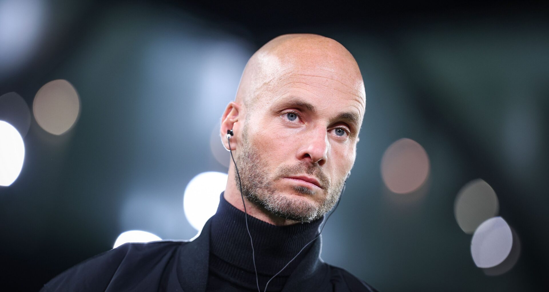 Duitse media keihard voor Simonis en Wolfsburg: ‘Leek op werkweigering’, al speculaties over opvolger