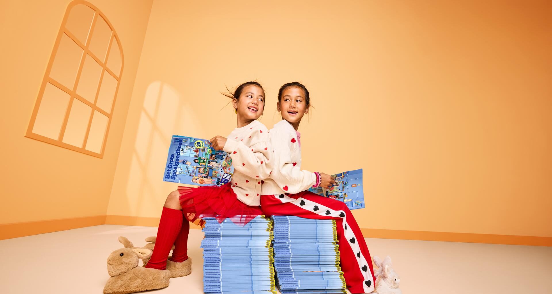 Veel spel en vermaak in het nieuwe Grote Speelgoedboek van bol